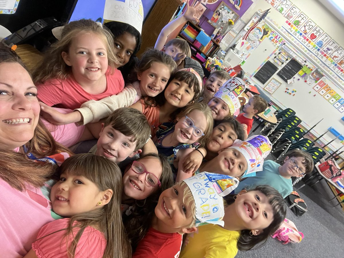 That’s a wrap! We did it! These cuties are off to 1st grade! Group Hug!! #LegacyLife #WeAreEddins #eddelem <a href="/EddinsKinder/">Eddins Kindergarten Wildcats</a> <a href="/EddinsElem/">Eddins Elementary</a>