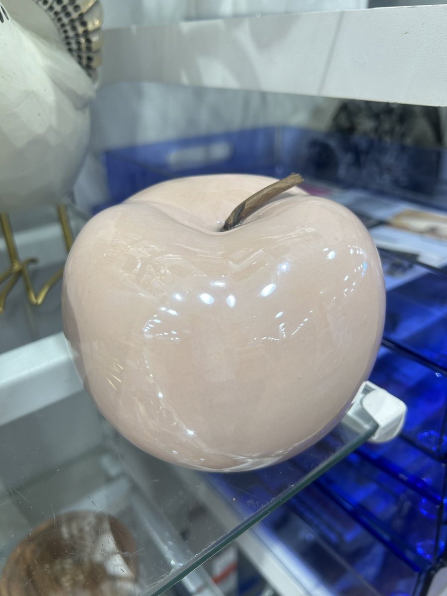 who wants a pink apple?!