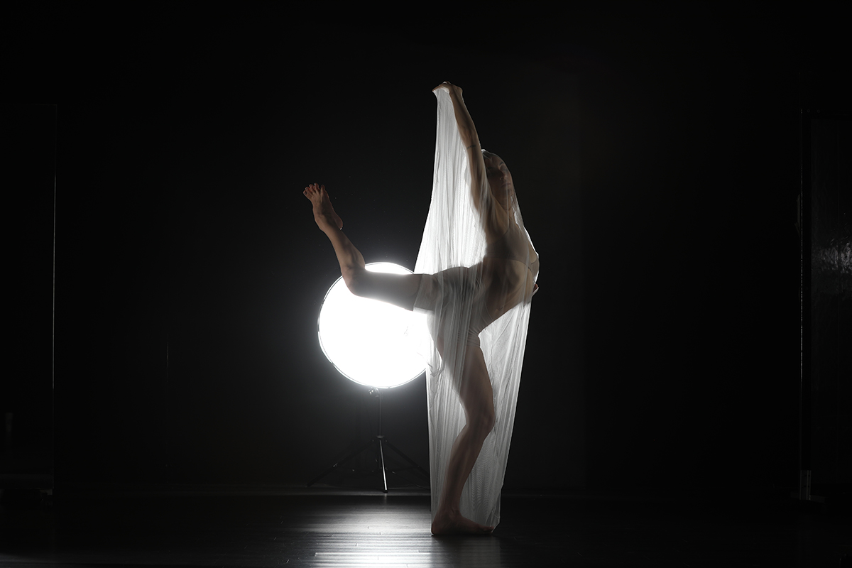 In the world premiere of 'mutability,' ISHIDA Dance Company presents original poetic narratives that experiment with matriarchal archetypes and employ magical realism inspired by Haruki Murakami. Choose from three showtimes, June 7–9, at #AsiaSocietyTX! » asiasociety.org/texas/events/i…