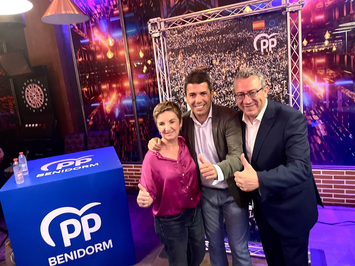 🚀Arranca la campaña en Alicante hacia las elecciones europeas con las pilas cargadas y con la tradicional pegada de carteles. 

💙 El PP de la provincia de Alicante movilizado a tope.

💪 ¡A por Europa!🇪🇺