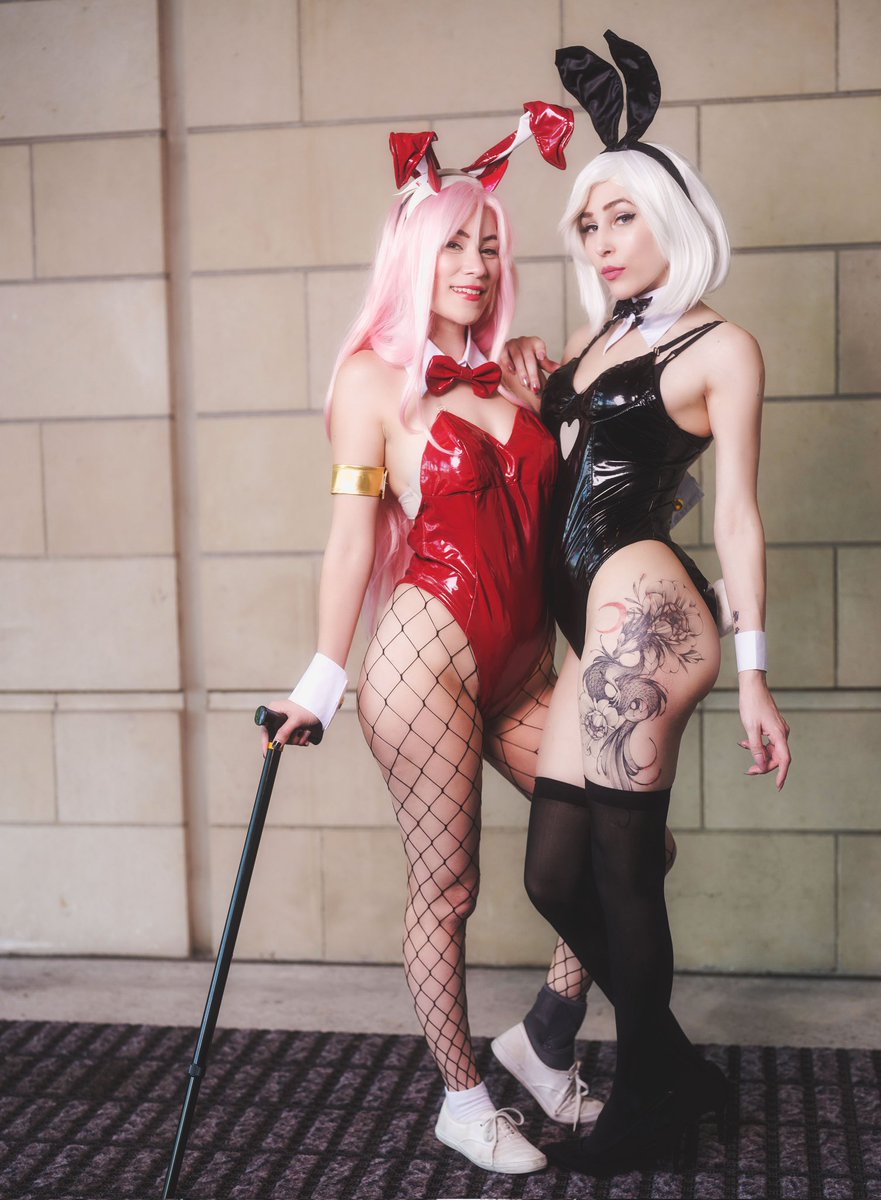 Had a blast at @KimochiiCon with @KayLynnSyrin this past weekend! Can't wait for the next one! 🖤