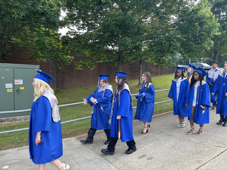 SpartanburgD5's tweet image. It's almost that time!! 🎓Congratulations to the Class of 2024! 💙🎉 #OnceARebel #AlwaysARebel