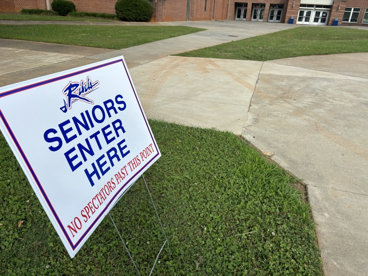 SpartanburgD5's tweet image. It's almost that time!! 🎓Congratulations to the Class of 2024! 💙🎉 #OnceARebel #AlwaysARebel