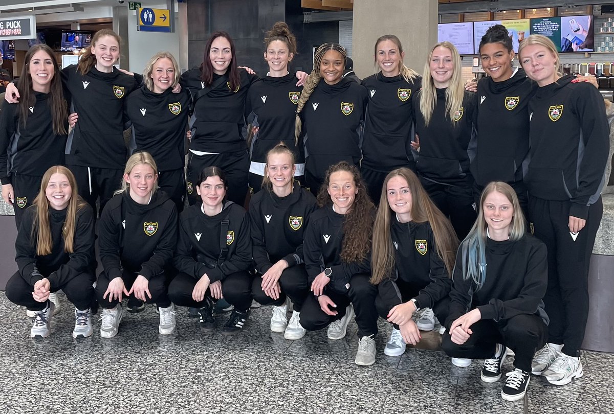 tucks78's tweet photo. Another exciting @UWSSoccer season about to begin with our @FoothillsWFC group. The program continues to evolve but the goals stay the same. Looking forward to seeing some new faces blend with the core group and introducing the next wave of talented young players 🤩🇨🇦 https://t.co/x5HdiqM7HX