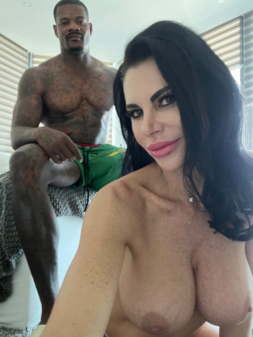 Who missed the OF LIVE 🔥🎥 Mommy&rsquo;s BIG BBC boy 🔒 pure gaping pleasure Luv ❤️ @iamjasonluv https://t.c<a href="/tag/mvsales"class="tags"><span>#mvsales</span></a>