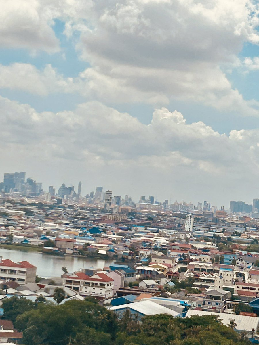 Leslie Barnes (@lcasba) on Twitter photo Suasdey, Phnom Penh! Iâm thrilled to be back as a <a href="/ckscambodia/">Center for Khmer Studies (CKS)</a> research fellow and collaborating with <a href="/BophanaCenter/">Bophana Center</a>! Suasdey, Phnom Penh! Iâm thrilled to be back as a <a href="/ckscambodia/">Center for Khmer Studies (CKS)</a> research fellow and collaborating with <a href="/BophanaCenter/">Bophana Center</a>!