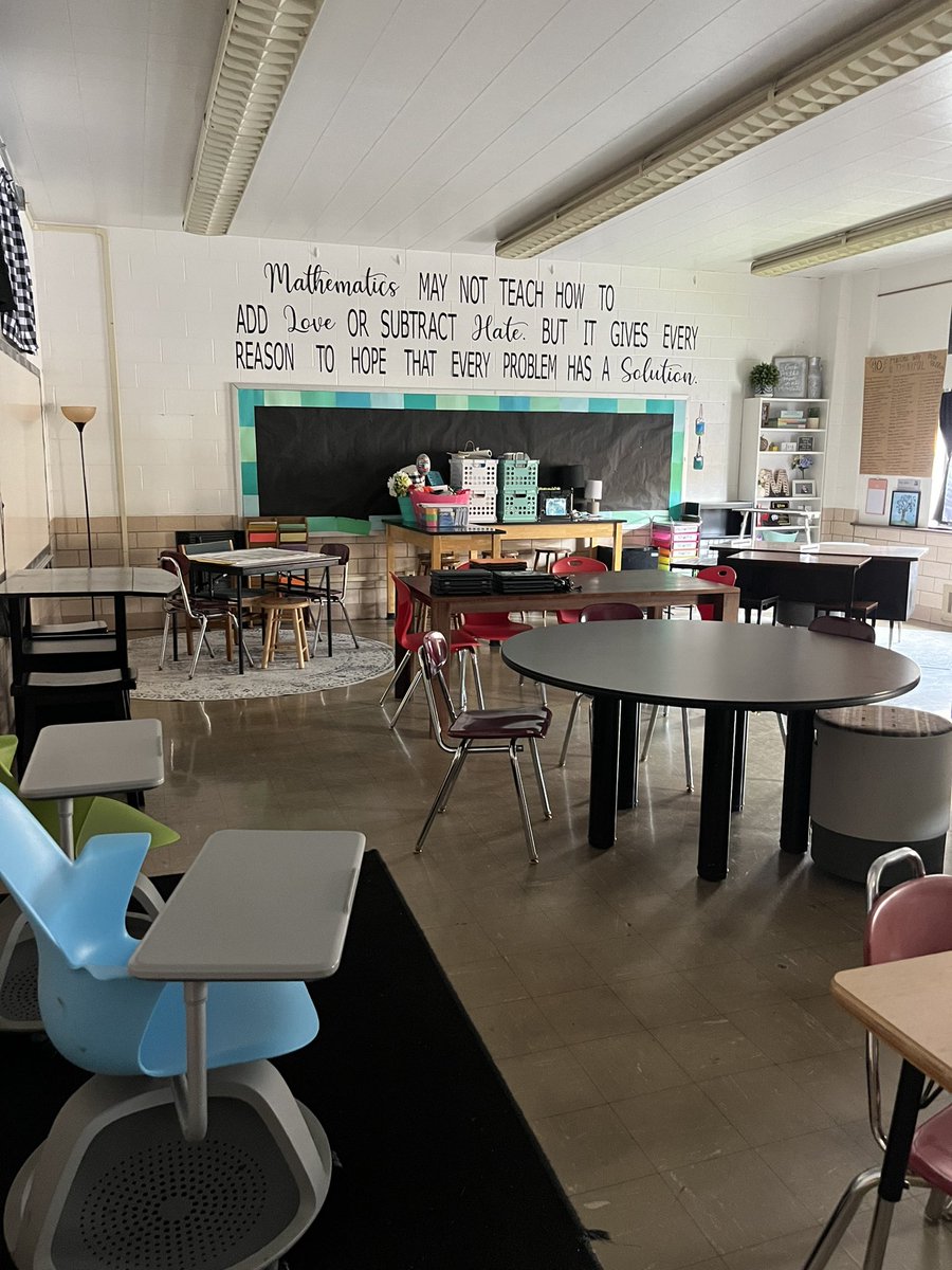 Signing off for the 23-24 school year✌🏼

Truly one of my favorite years of teaching &amp; feeling very fortunate for that..

Looping with kids + having a co-planning partner teaching the same content as me was a game changer this year👏🏼

Until August…🖤❤️