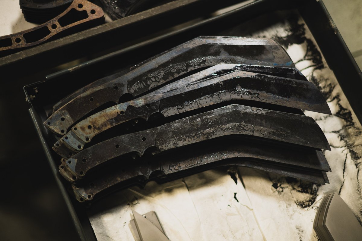 TOPS Knives tweet media