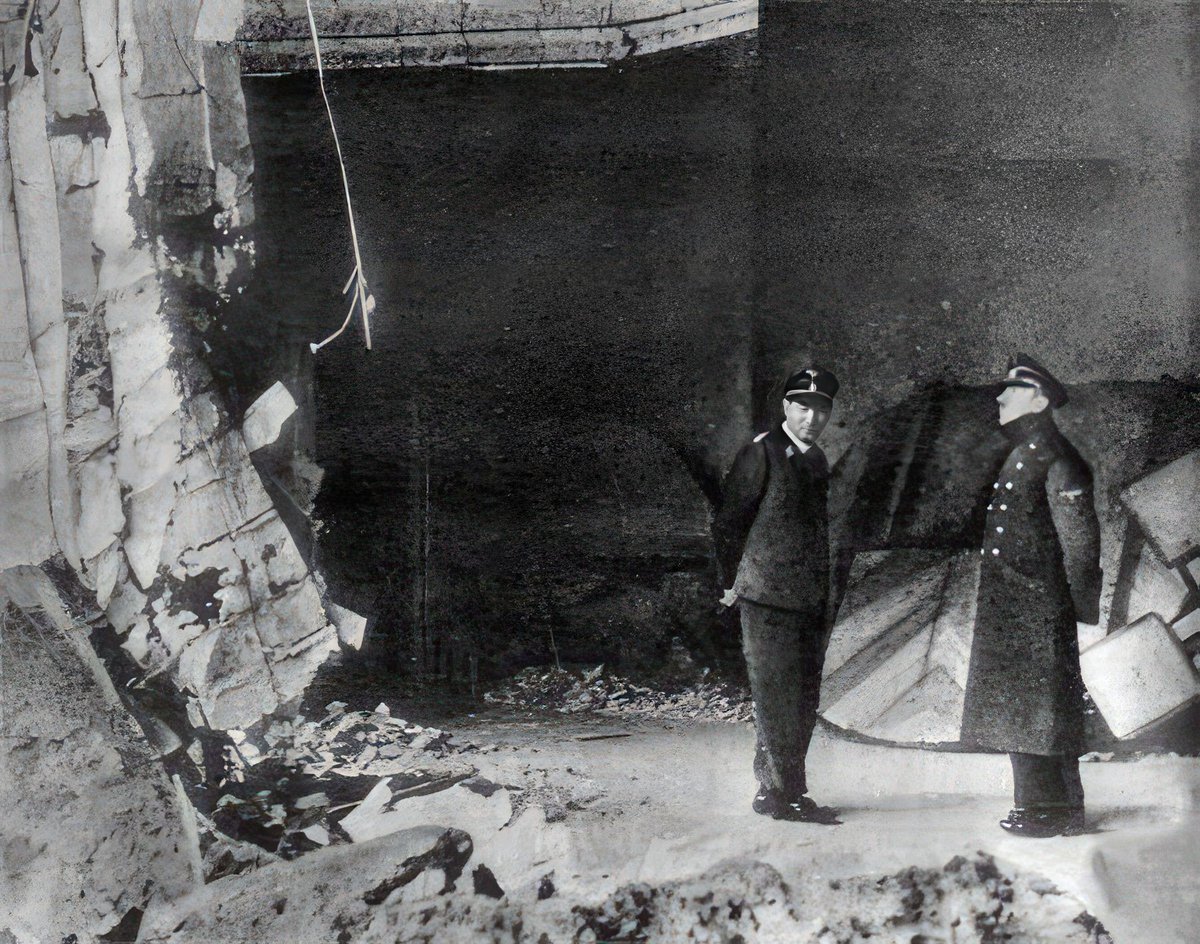 The last photos of Adolf Hitler looking at the ruins of Berlin hours before his death in 1945.

#WWII #AdolfHitler #Berlin1945 #LastPhotos #EndOfWar #NaziGermany #WarHistory