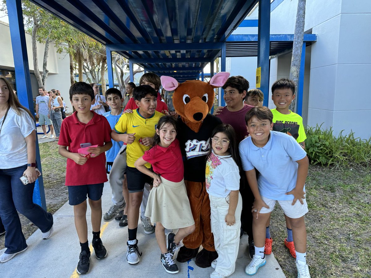 Amy Winder tweet media