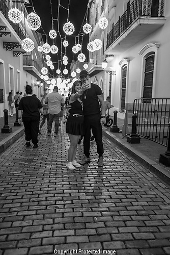 Viejo San Juan Crepuscular #viejosanjuan #puertorico #fotografianocturna #nightphotography #streetphotography #fotografiacallejera #monochrome #monocromo #leica #leicaq2monochrome by Rolando Emmanuelli-JimEnez: remmanuelli.street… dlvr.it/T7Jvzn #remmanuelli #street