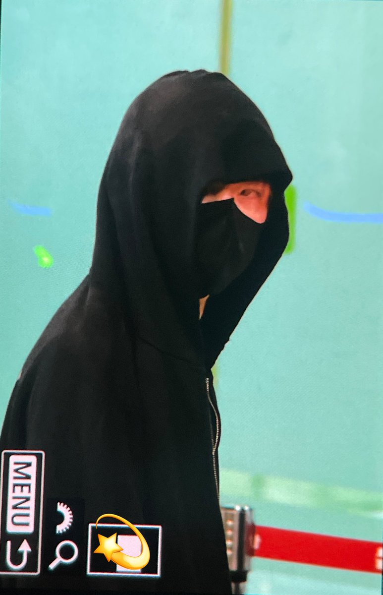 Starry_kh1122's tweet photo. 240524 GMP 출국 PRE

#천러 #CHENLE #チョンロ #辰乐 
#엔시티드림 #NCTDREAM https://t.co/hER9OGE4Wp