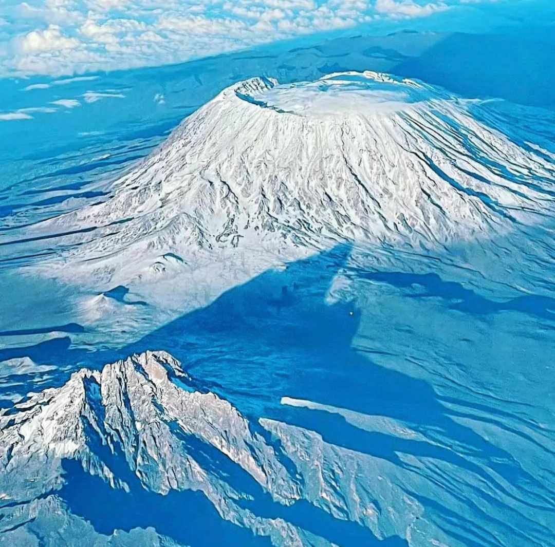 Walking #POLEPOLE # means slowly in swahili .We have group you can join with them departure is 1th July 7days Lemosho route. 
For booking!!
🌐chanceventuretours.com 
📩Email info@chanceventuretours.com
☎️What'sapp/call +255 768927934

#kilimanjaro #tanzania #aoutdoor #Explore