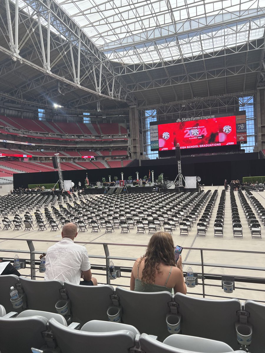 SMCWpg's tweet image. Almost game time! #classof2024 #libertylions #proudmom