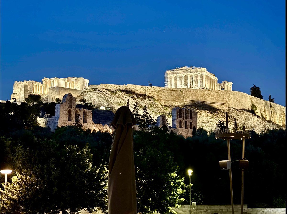 3 Wine Guys tweet media