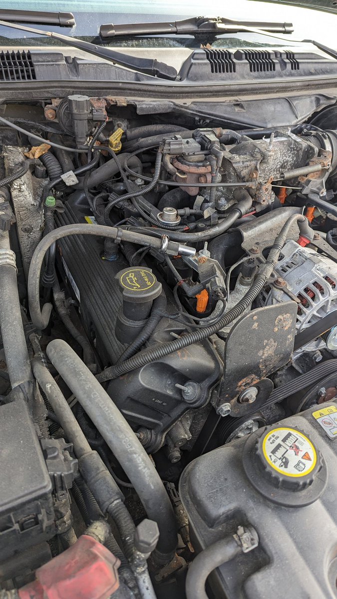 NeOnNoVaSCoTiAn's tweet image. Nah bro. Just got a new engine for my....

#crownvictoria #ford #combustionengine #v8 #rwd #pantherplatform #bodyonframe #humandriven