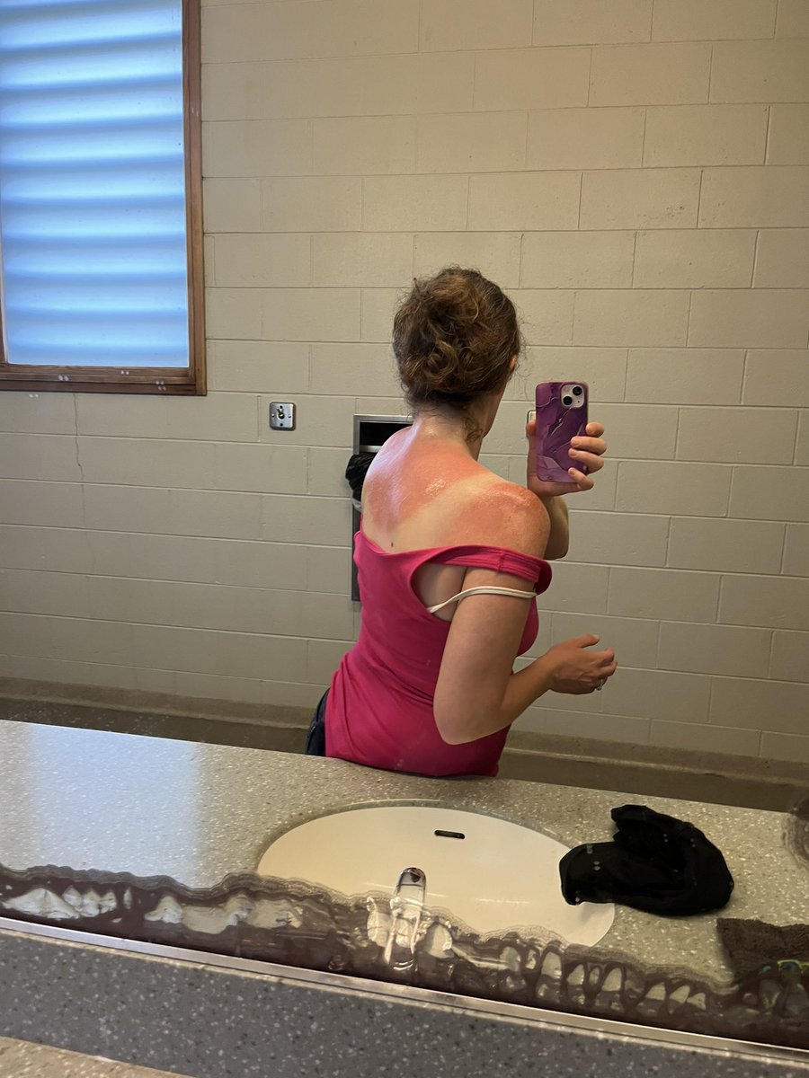 Jessica Goeken tweet media