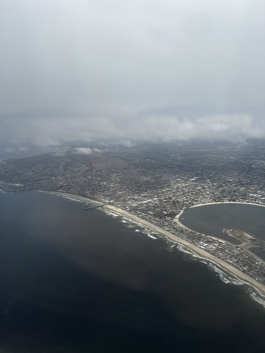 Another incredible <a href="/atscommunity/">American Thoracic Society (ATS)</a> conference #ATS2024 has come to an end. 

Good bye beautiful San Diego ☀️

On my way back to Germany for the upcoming annual meeting of German Center for Lung Research (DZL)!

<a href="/hstefan991/">Stefan Hadzic</a> <a href="/MM_Barroso/">Margarida Maria Barroso 🔬</a> <a href="/atsearlycareer/">ATS Early Career</a>