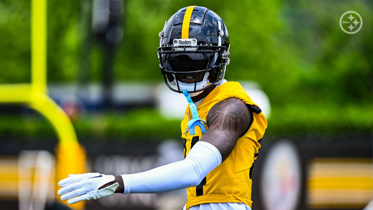 steelers's tweet photo. Defense got aura 🥶 https://t.co/tLKtL8olDn