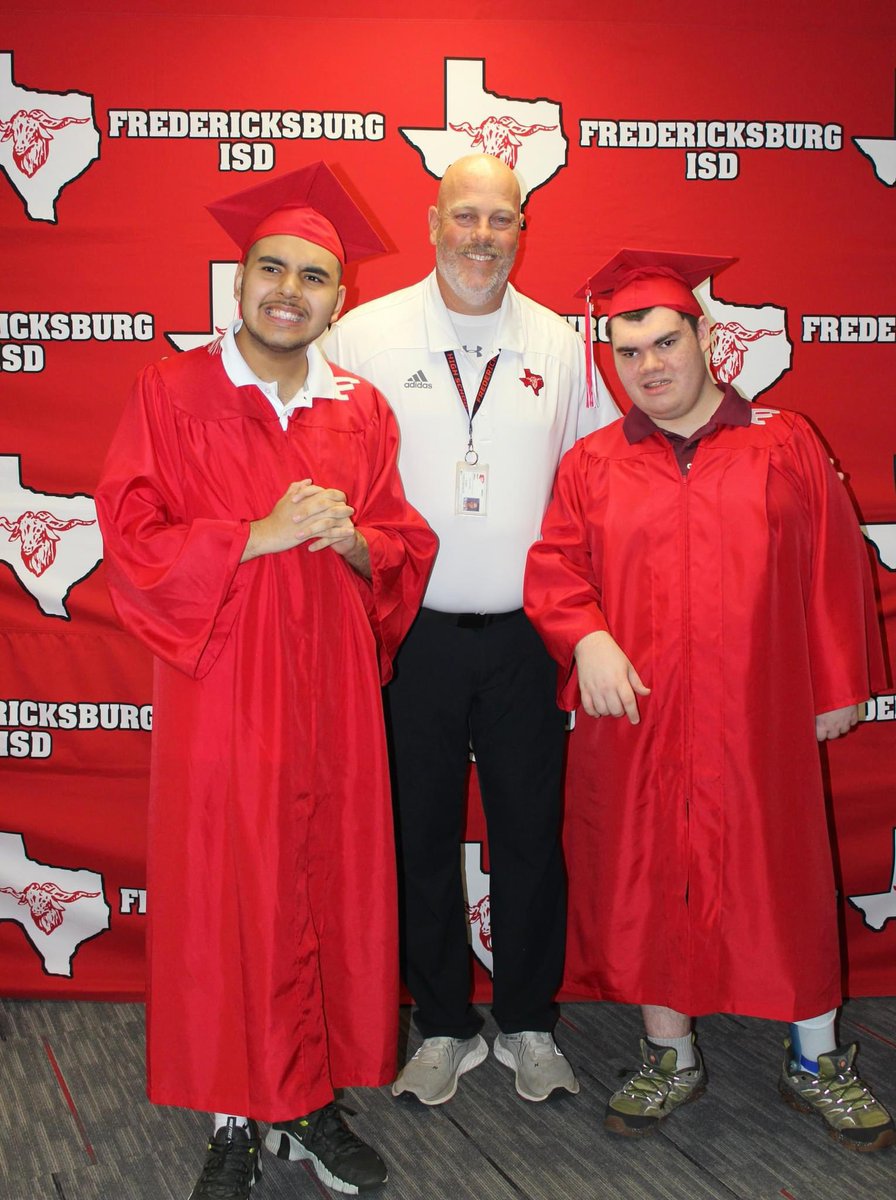 FHS Comet Staff tweet media