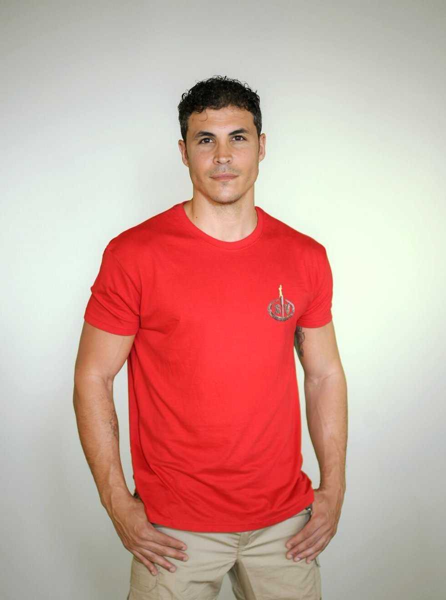 🌴¿A quien SALVAS?

🔄 RT - GORKA 
❤️ MG - KIKO

#SVGala12
#conexionhonduras12