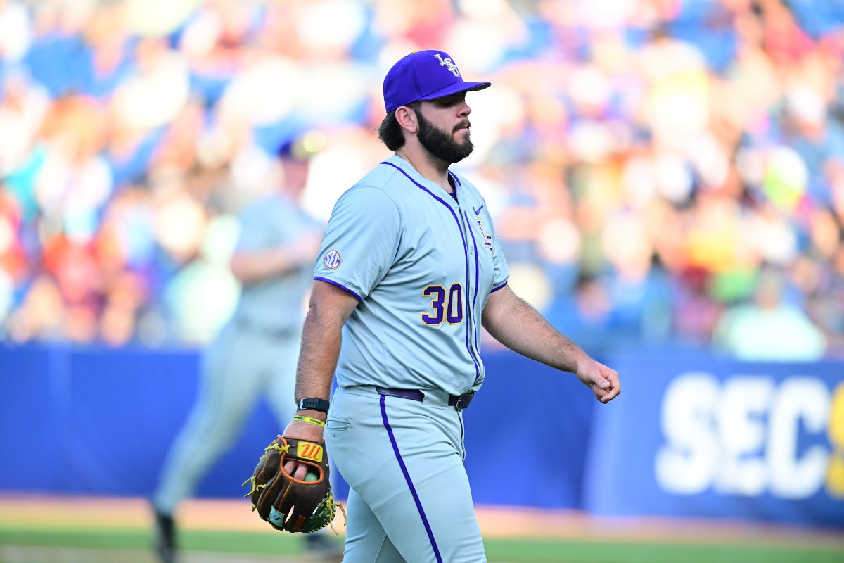 End 4 | Nate puts up a zero in the bottom of the fourth LSU - 5 SC - 5