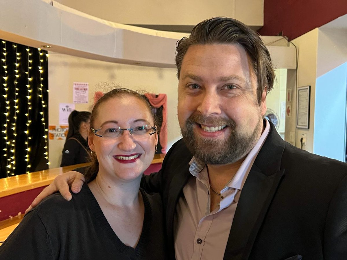 Biebie777's tweet photo. What an exceptionally fantastic evening. 
I had the privilege of seeing my first BiebieProductions student Wayne Ronné direct The Golden Girls at The Masque Theatre in Muizenberg. It was such an honour to see how he has grown &amp; developed his craft in 16 years. Super proud of you! https://t.co/kZfckQT5VE