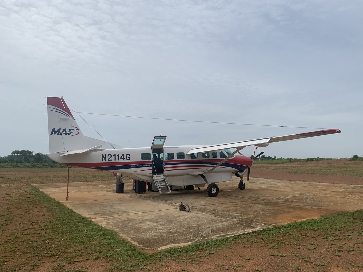 HMAJohnMarshall's tweet photo. Vol merveilleux sur @maf_us de Nzérékoré à Conakry ce matin https://t.co/HD3xzwLr9n