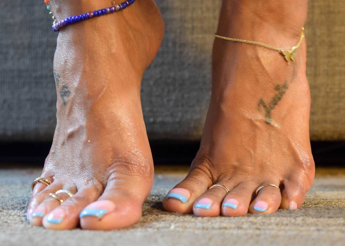 pftrinkets's tweet image. Companies just like p.f.trinkets often need model with well-maintained feet to advertise products like socks, and foot care products. 
Foot models can earn money by participating andbecoming Brand Ambassadors.

#footmodeling #sidehustles #footjewelry #pftrinkets