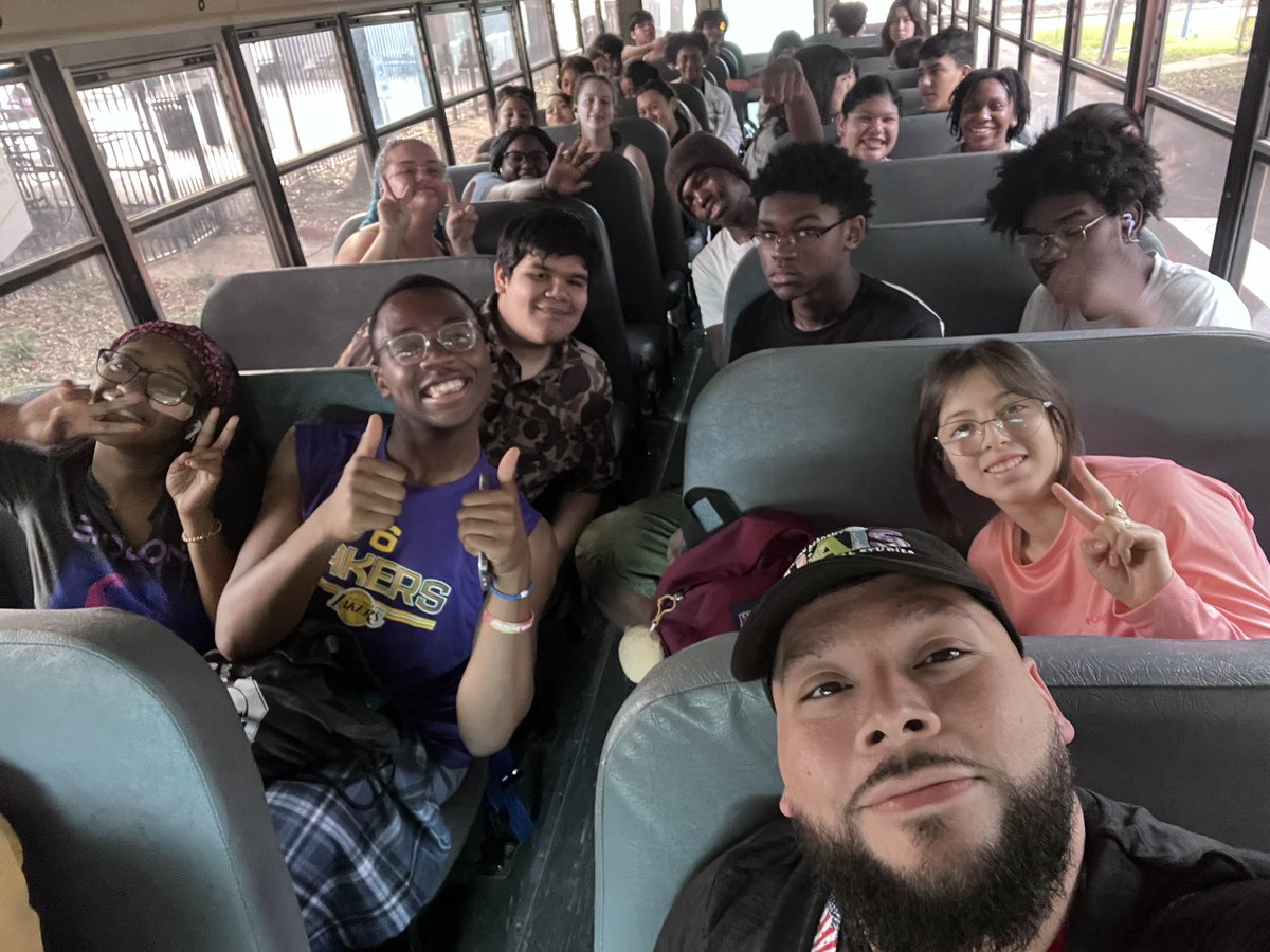 jamorinmpa's tweet photo. Spent an amazing day @CampAllen with our students! 🌳🤝 They engaged in team-building activities and learned so much about the great outdoors. Proud of their teamwork and enthusiasm! #CampAllen #TeamBuilding #OutdoorEducation @HAIS_ECHS https://t.co/FzsywfFqPb