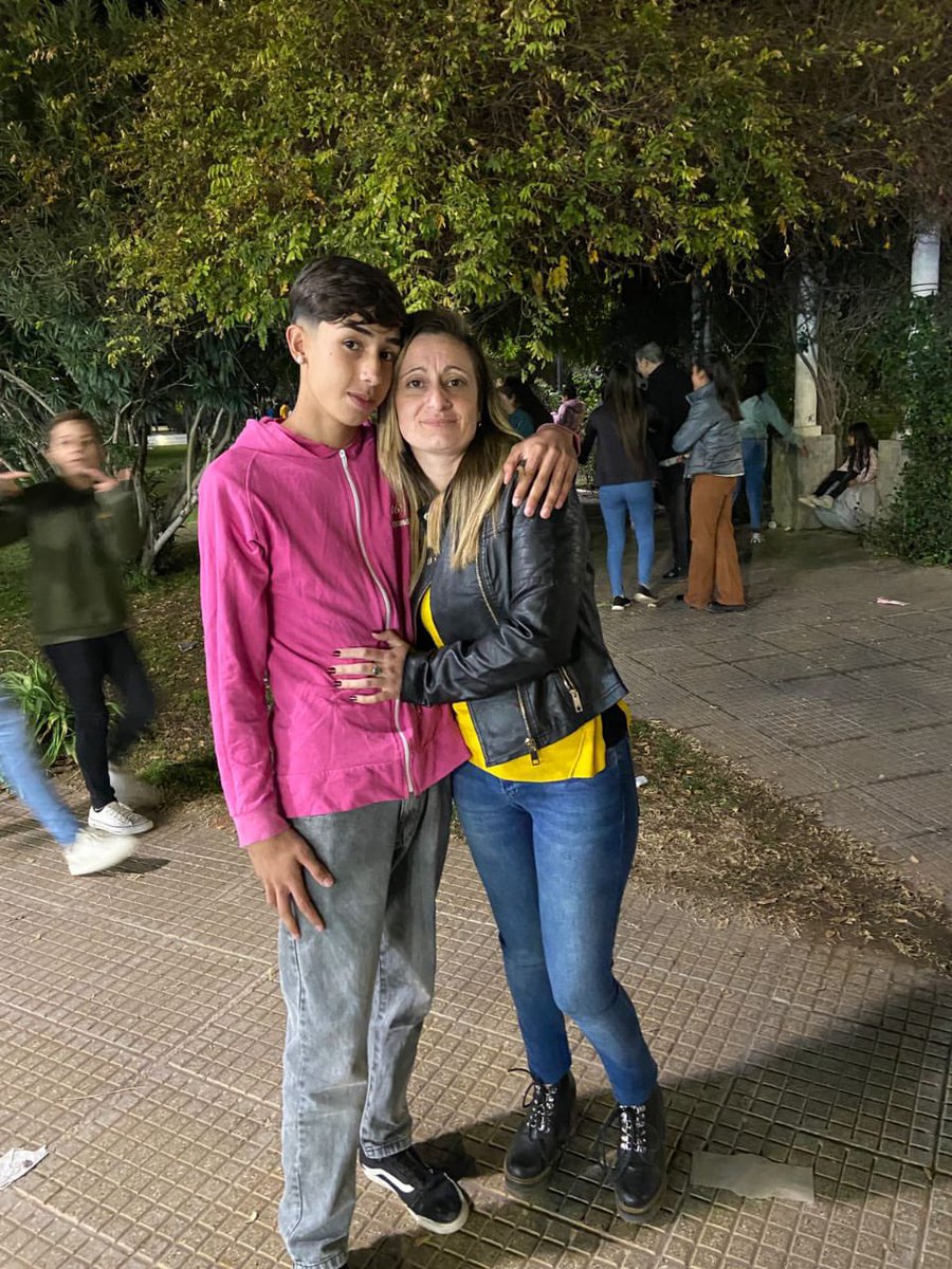 Fiel es mamá 🥹
Te extraño mucho viejita 🫶🏼