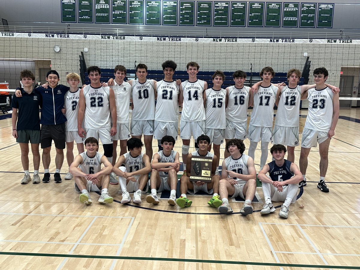 Regional Champs! <a href="/NTBVB/">New Trier Trevians Boys Volleyball</a> defeats Stevenson 25-19 25-17 to advance to the Sectional Semis at Vernon Hills on Saturday! #GoTrevs <a href="/ntboosterclub/">New Trier Booster</a>