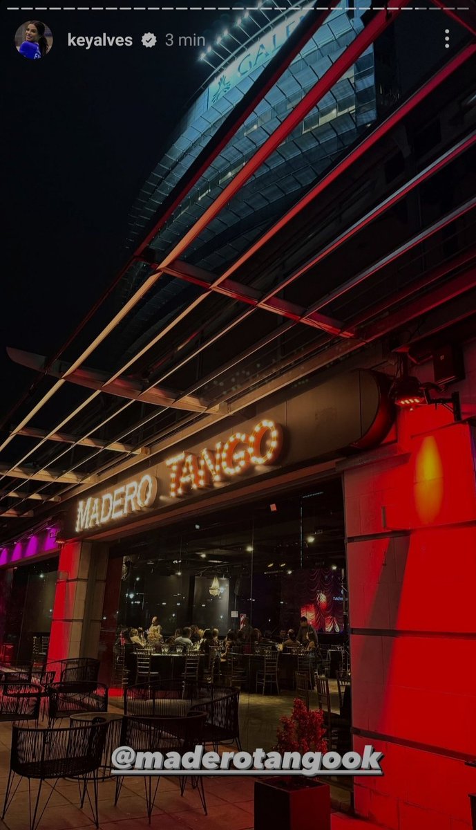 DougRealitys's tweet image. GUSKEY E KEY ALVES SOLO A KEY ALVES NO SEU STORY AGORA NO RESTAURANTE NA ARGENTINA #teamkey  #guskey #keyalves