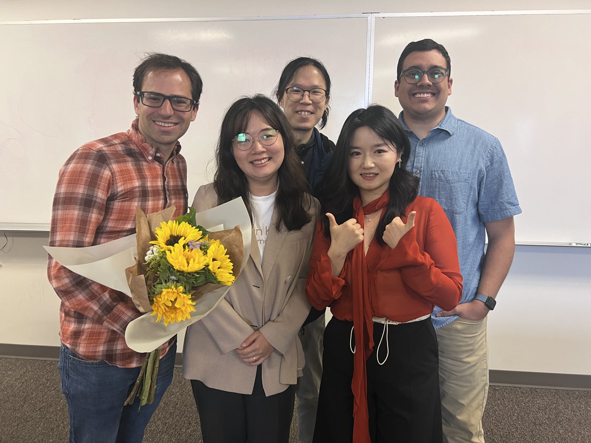 Xi_Lu_HCI's tweet image. P.H.Done (almost 🥰) I just passed my defense today! Words cannot express how grateful I am for all the support I've got from my dear advisor, committee members, collaborators, lab mates, friends, and family! So excited to announce that I will be an assistant professor @UBuffalo