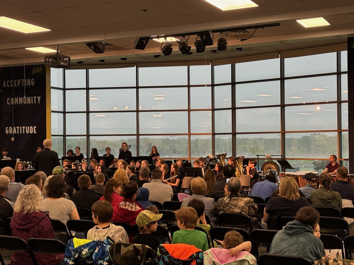 Rosemount Middle tweet media