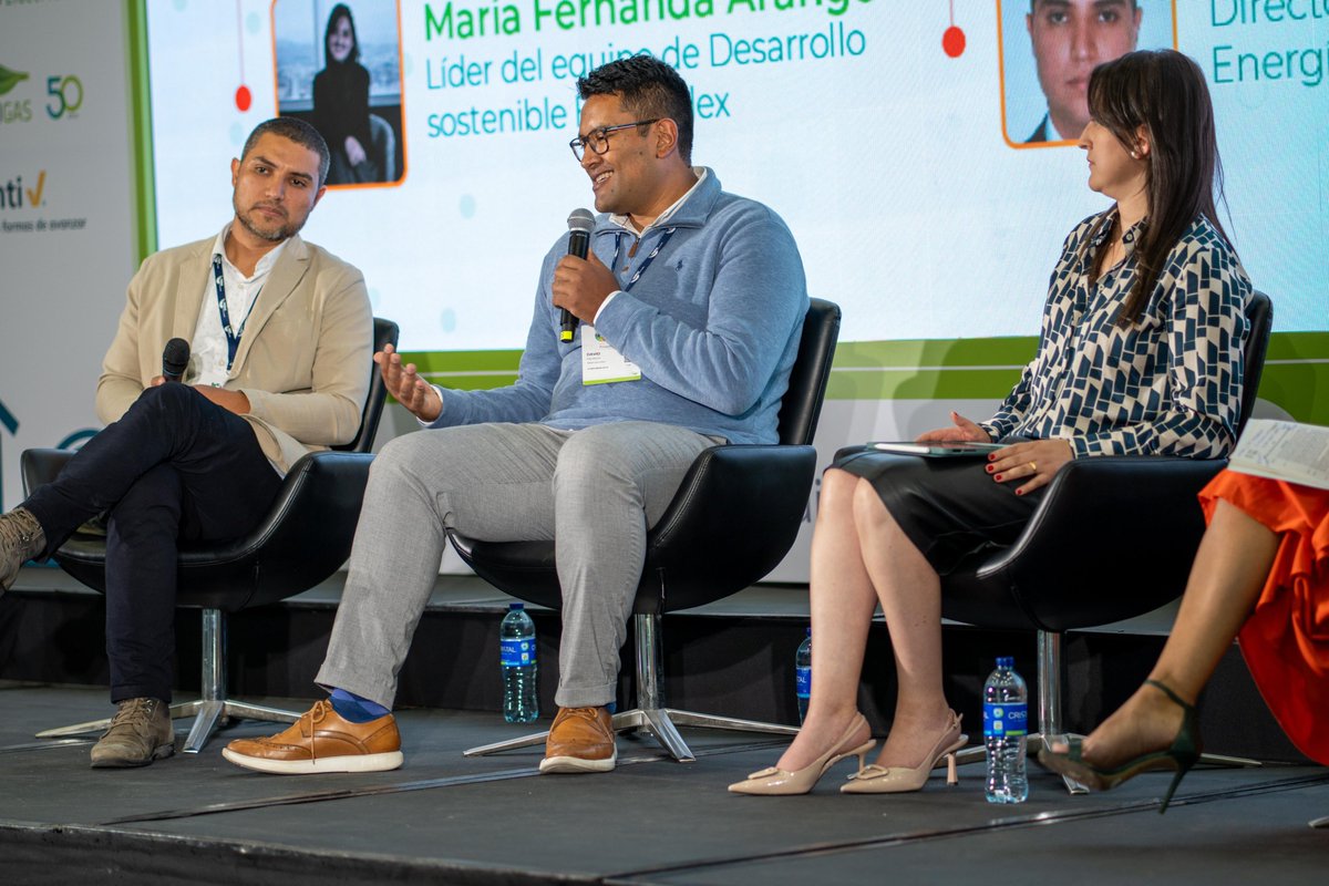 Andesco1's tweet image. El primer día del XIII Seminario de Eficiencia Energética terminó con la participación de @Davoco, director de Sostenibilidad del @BBVA_Colombia, María Fernanda Manrique, líder del equipo de Desarrollo Sostenible @Bancoldex y  @MaAmparoArango, vicepresiente Comercial de @Findeter…