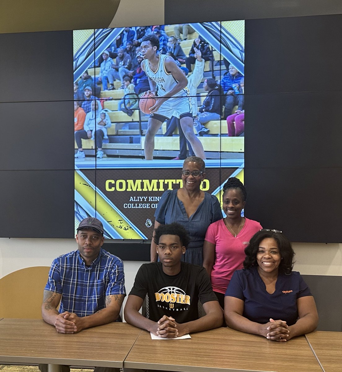 Aliyy King is headed to @WoosterSports @ChetMason32 @selschools