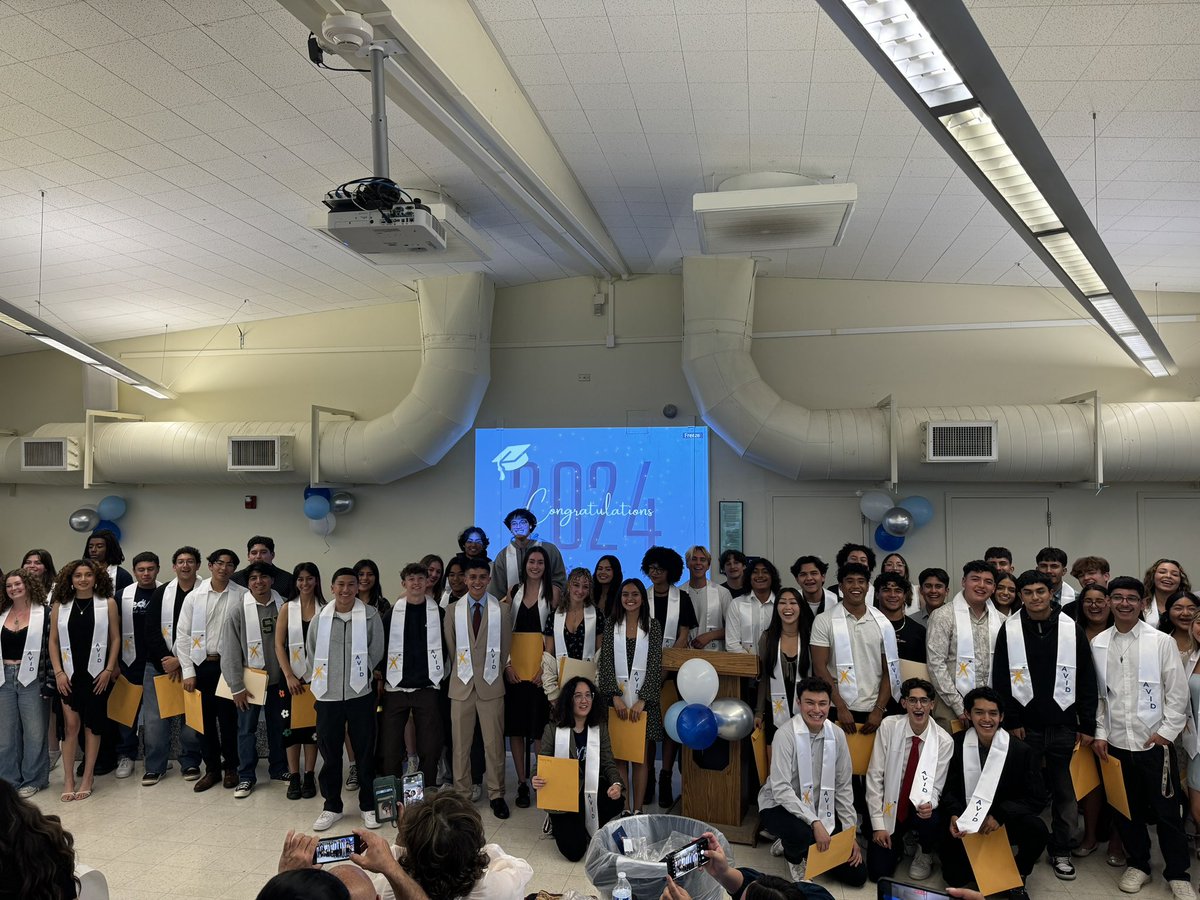 ACHS_AVID's tweet image. Last night&apos;s AVID Awards Night was a tremendous success! 🌟 We are beyond proud of our AVID Seniors for their hard work and dedication this year. Wishing you all the best in the future—you all have incredible potential ahead! 💪🎓💙