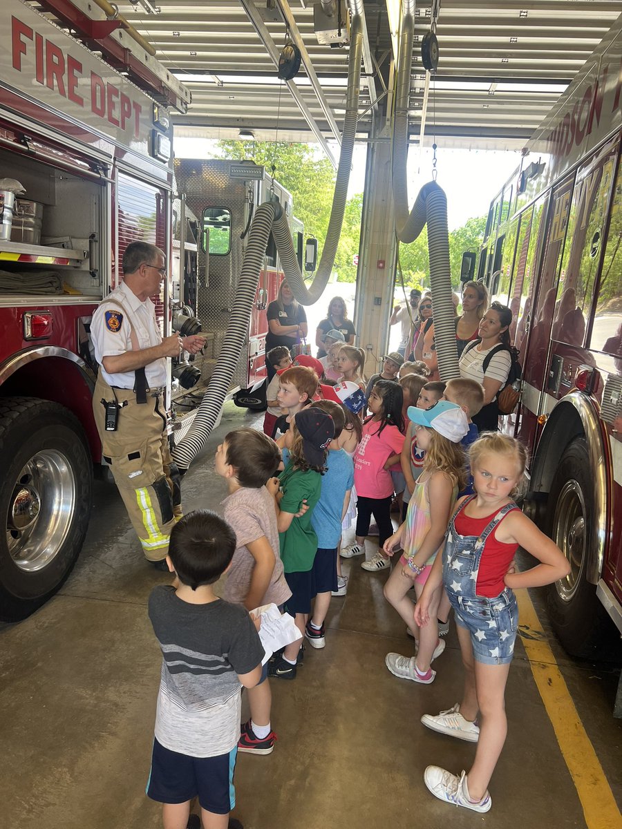 Miss Gyurky tweet media