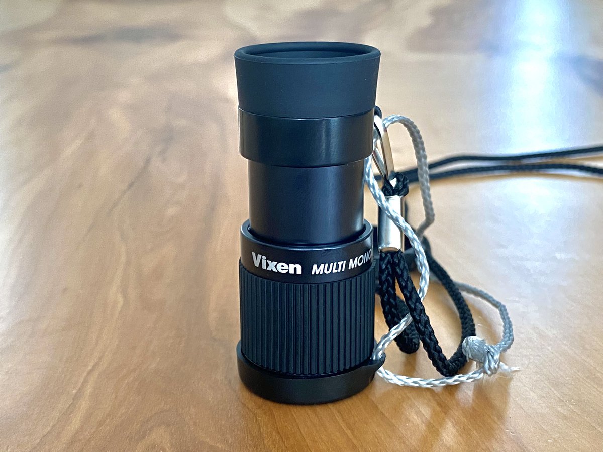 N_tetsou's tweet photo. Vixen マルチモノキュラー4×  12mm。美術館に行って、とても混んでいて遠くからしか見えない時に。と購入。こんな使い方も単眼鏡も赤瀬川原平から学んだ。ところが建築の現場監理の仕事でも使う事になりそう。とっても高い所は、少々苦手だ。#モノキュラー　#単眼鏡   #vixen   #美術館 #建築現場 https://t.co/EGVAVFuuF2