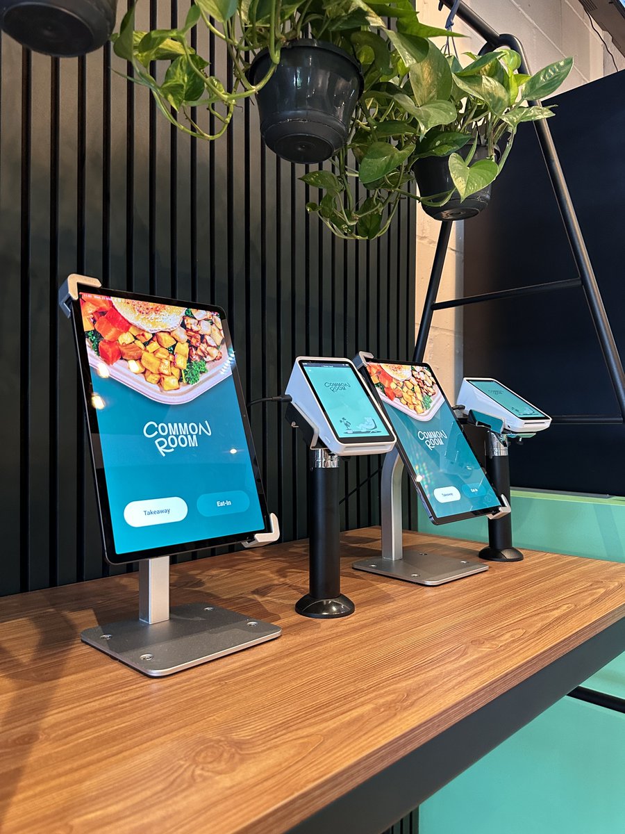 Dreamt of having a kiosk in my parents’ restaurant while working there as a waiter 10 years ago. That never happened… but now @KAIKAKU_AI built our own from scratch that connects to a plethora of custom hardware