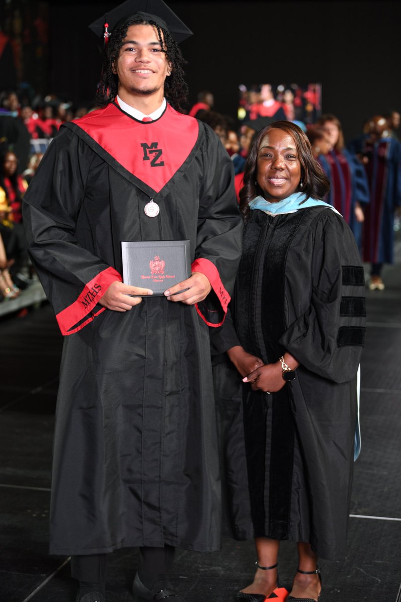 Ryan Bell tweet media