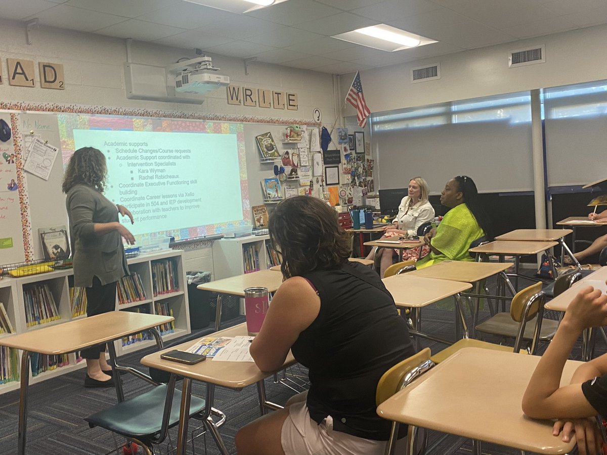 Making connections with our next year 6th grade families at #glcsMS. Parents chose from breakout sessions with System team members, learned about the literacy block, heard about executive functioning lessons, and talked with a parent panel #gogulllake