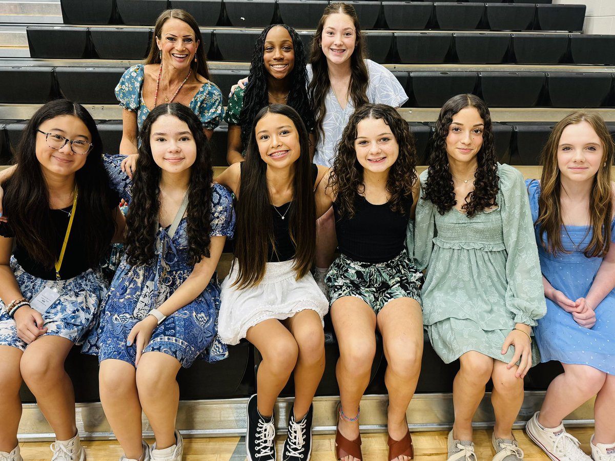 Grand Lakes Junior High Choir tweet media