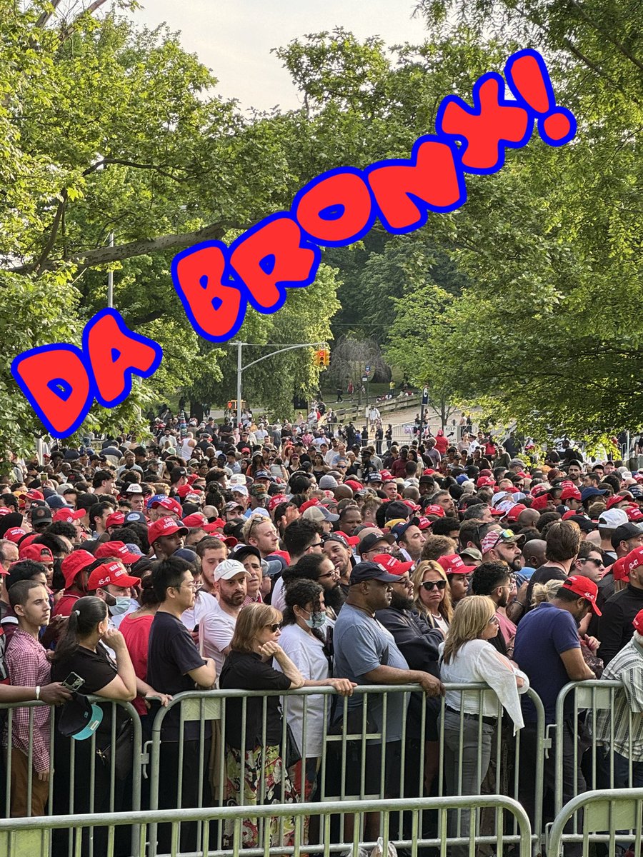 #Trump rocks the Bronx!