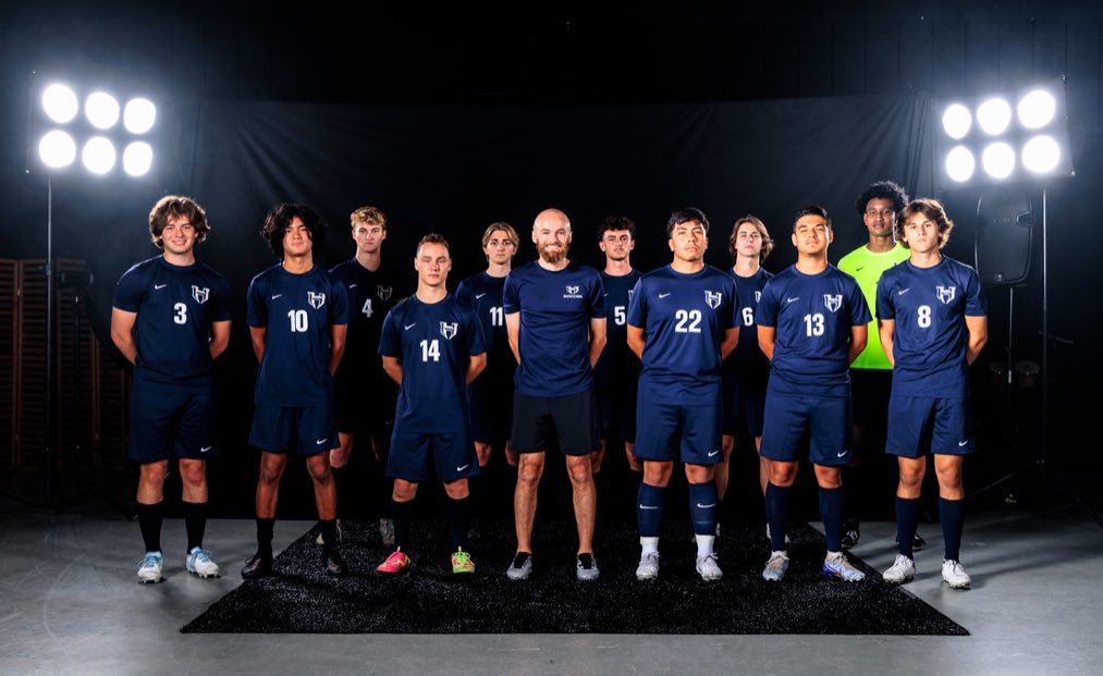 Holt Soccer tweet media
