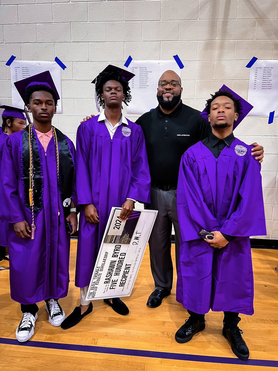 Mr.Joshua tweet media