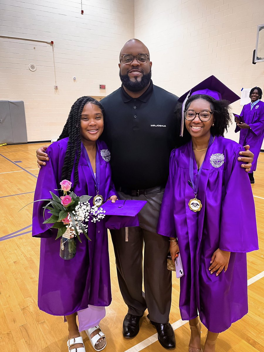 Mr.Joshua tweet media