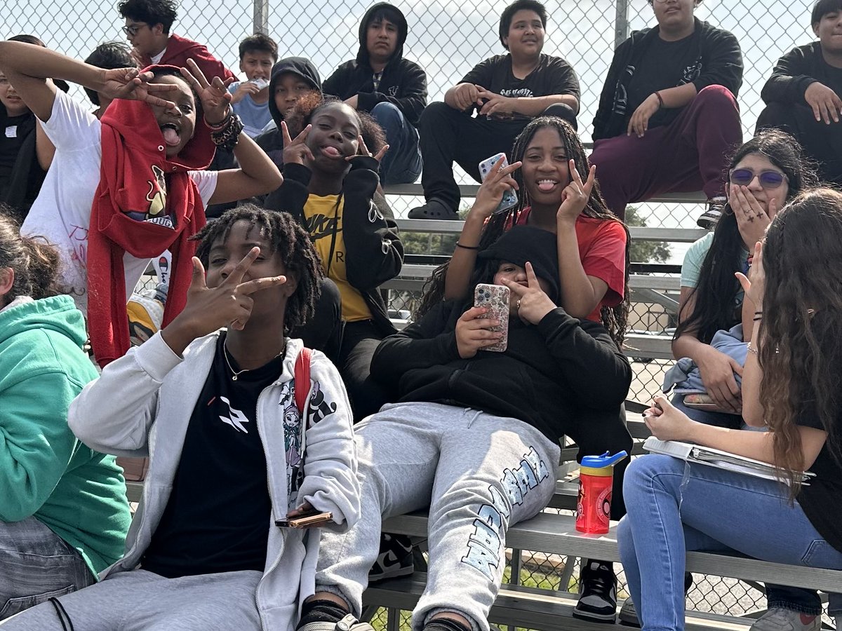 CounselAMS's tweet photo. Students vs. Staff soccer game 2024 @SPeralta_AMS @DrCrystalWatson @ALewis_AMS #coltsdeserveit @AldineMS_AISD https://t.co/ef6f120t9s