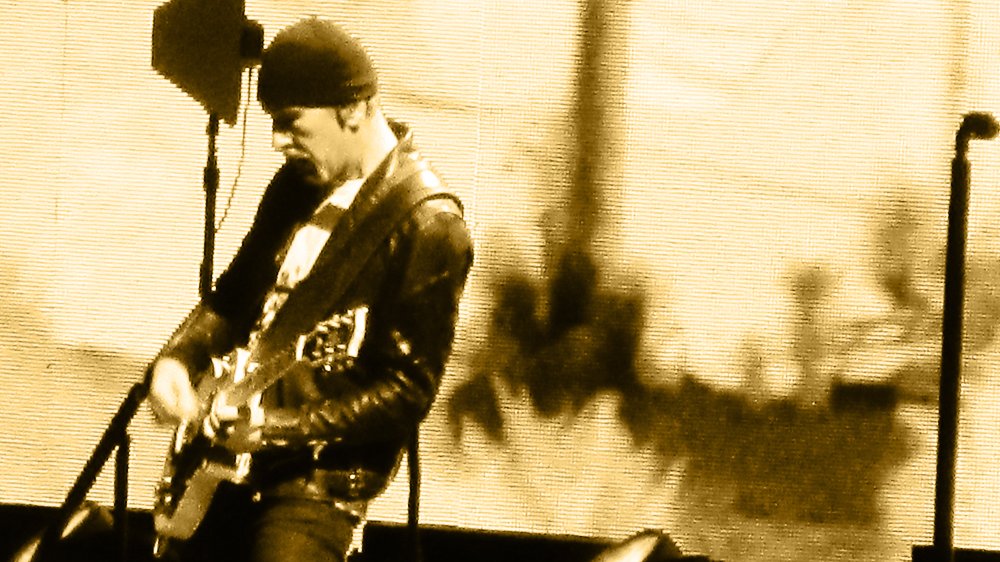 dreampropaganda's tweet image. On this date in 2017 at NGR Stadium Houston Texas - U2 (240517) #NGRStadium #U2TheJoshuaTree2017 #U2 #U2Houston #Houstonlivemusic #livemusicflashback